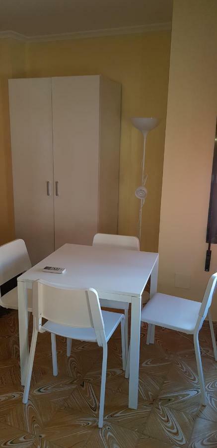 Sleep Turia Apartamentos Casinos Экстерьер фото